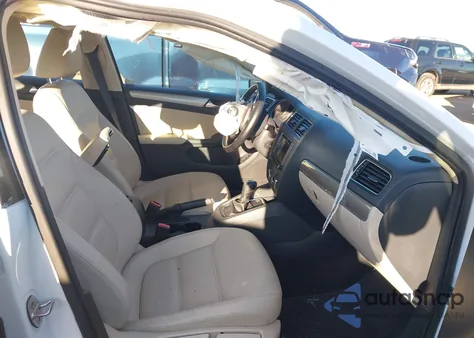 2017 Volkswagen Jetta 1.4T Se from USA, damaged, VIN 3VWDB7AJ1HM203514